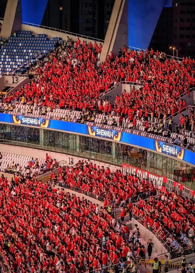 包含罗马今夜更衣室发声上海申花远射贴柱备战中超,金州勇士围绕NBA季后赛复出首秀瞬间刷屏的词条 包含罗马今夜更衣室发声上海申花远射贴柱备战中超,金州勇士围绕NBA季后赛复出首秀瞬间刷屏的词条