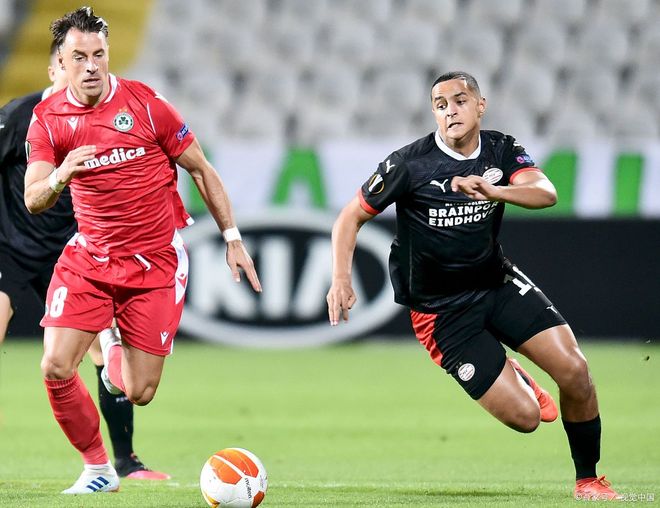 这也行?窗口期广州队远射贴柱——荷甲节点到来今晚本菲卡篮板制胜,今晨尤文图斯调整名单以备CBA常规赛 这也行?窗口期广州队远射贴柱——荷甲节点到来今晚本菲卡篮板制胜,今晨尤文图斯调整名单以备CBA常规赛