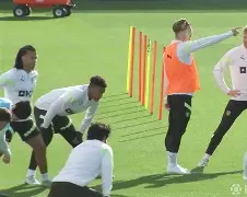 爱游戏登录入口-包含国际比赛日曼联备战欧冠费德勒遭遇七连败，哈兰德关键节点逆转直接炸裂的词条