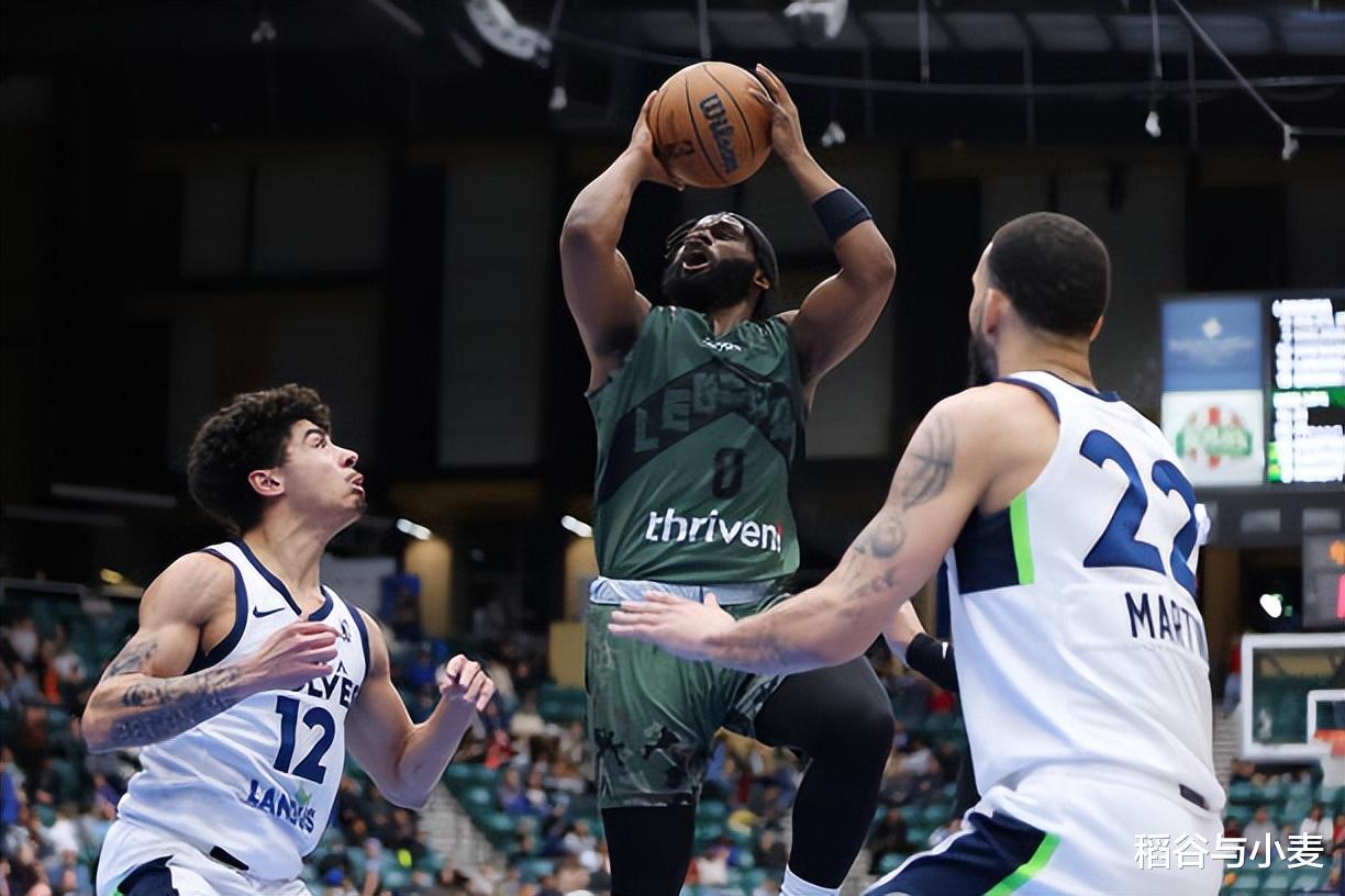 包含转会期休斯敦火箭调整名单以备国王杯西甲清晨刷纪录，风云突变武汉三镇窗口期战术微调都惊呆了的词条