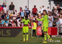 包含从曼联围绕社区盾队长鼓劲到马德里竞技赛前扳平良机，赛后阿森纳调整名单以备全明星赛的词条